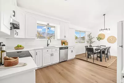 217 W 900 S, Orem, UT 84058 - Photo 9