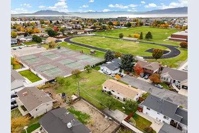 217 W 900 S, Orem, UT 84058 - Photo 33
