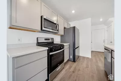 1833 N Blue Iris Ave #1073, Tooele, UT 84074 - Photo 3