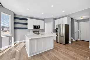 14274 S Autumn Path Ln, Herriman, UT 84096 - Photo 9