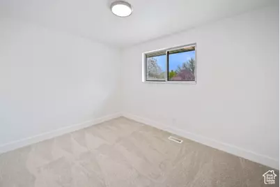 704 W Daisy Ln S, Murray, UT 84123 - Photo 13