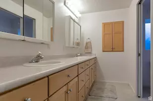 913 W 2025 S, Woods Cross, UT 84087 - Photo 25