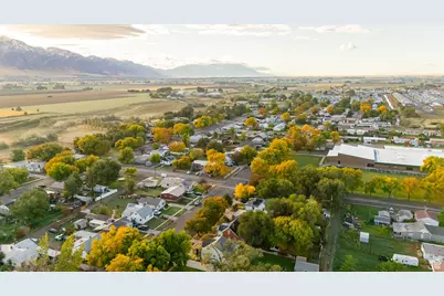 360 S 100 W, Tremonton, UT 84337 - Photo 43