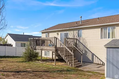 656 E 220 N, Tooele, UT 84074 - Photo 25