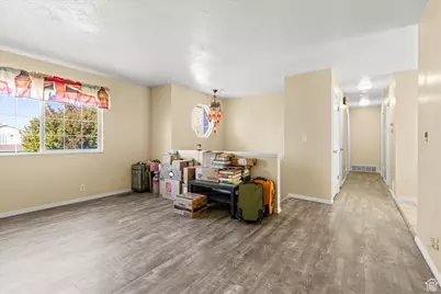 656 E 220 N, Tooele, UT 84074 - Photo 3