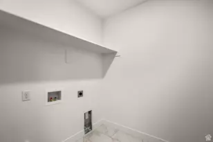 370 N Liberty Cove Dr, Ogden, UT 84404 - Photo 17