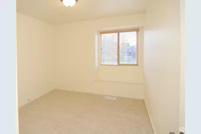 1242 W 1075 N, Clinton, UT 84015 - Photo 31