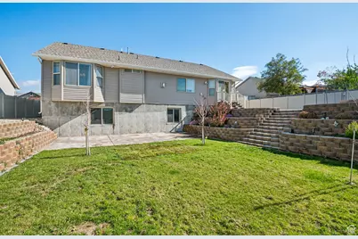 2117 N 170 W, Tooele, UT 84074 - Photo 25