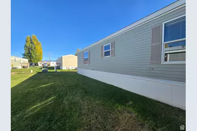 8 W Sunset N, Preston, ID 83263 - Photo 3