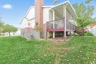 558 S Oak Ln E, Tooele, UT 84074 - Photo 43