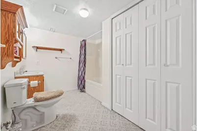 558 S Oak Ln E, Tooele, UT 84074 - Photo 19