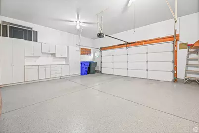 558 S Oak Ln E, Tooele, UT 84074 - Photo 31