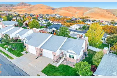 558 S Oak Ln E, Tooele, UT 84074 - Photo 49