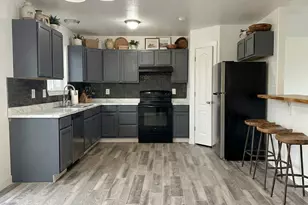 475 E 1310 N, Tooele, UT 84074 - Photo 7