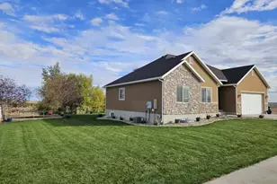 312 S Park Pl Dr, Roosevelt, UT 84066 - Photo 3