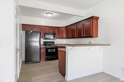 539 W 1465 N #17-102, Logan, UT 84341 - Photo 11