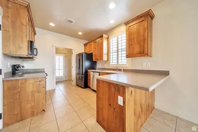 4271 W Clarks Hill Dr, South Jordan, UT 84009 - Photo 11