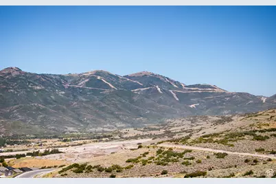 1336 E Coyote View Cir #232, Heber City, UT 84032 - Photo 5