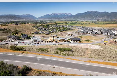 1336 E Coyote View Cir #232, Heber City, UT 84032 - Photo 3