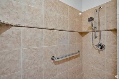 4768 E Hickman Canyon Rd, Stockton, UT 84071 - Photo 11