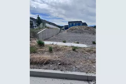 520 E 1130 S, Providence, UT 84332 - Photo 9