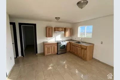 1360 N 3900 W, Fillmore, UT 84631 - Photo 3