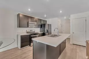 1918 N Patchwork Ave, Tooele, UT 84074 - Photo 9