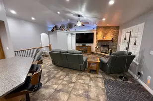 818 N 2625 W, Layton, UT 84041 - Photo 15