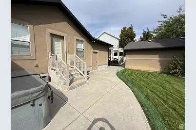 818 N 2625 W, Layton, UT 84041 - Photo 61