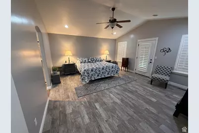 818 N 2625 W, Layton, UT 84041 - Photo 21