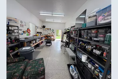 818 N 2625 W, Layton, UT 84041 - Photo 65