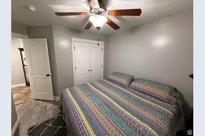 818 N 2625 W, Layton, UT 84041 - Photo 7