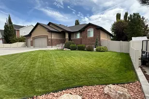 818 N 2625 W, Layton, UT 84041 - Photo 1
