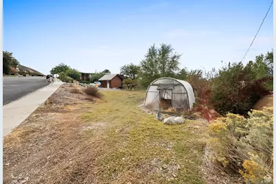 1205 N Old Willow Ln, Provo, UT 84604 - Photo 7