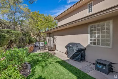 2240 E Cobalt Dr #9, Saint George, UT 84790 - Photo 5