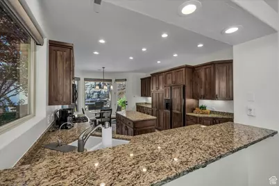 2240 E Cobalt Dr #9, Saint George, UT 84790 - Photo 15