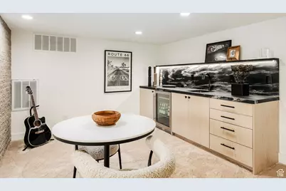 2777 E Comanche Dr S, Salt Lake City, UT 84108 - Photo 39