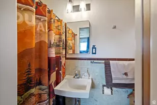 5491 Janette Ave, West Valley, UT 84120 - Photo 13