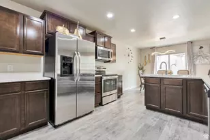 5209 W Courtly Ln, Herriman, UT 84096 - Photo 5