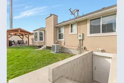 5789 W 4300 S, West Valley, UT 84128 - Photo 27