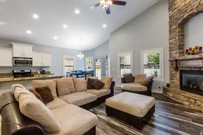11173 S Aspen Peak Dr, South Jordan, UT 84095 - Photo 7