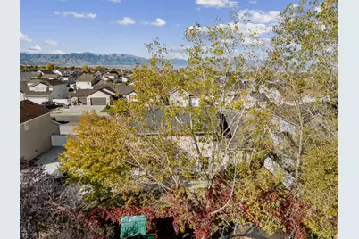 876 N Fox Run Dr, Tooele, UT 84074 - Photo 39