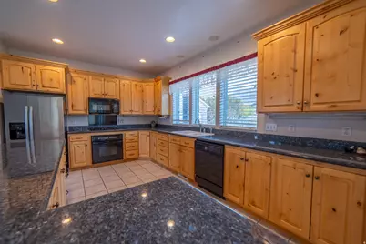626 S 690 E, Santaquin, UT 84655 - Photo 7