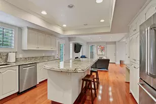 2201 E Pink Coral Circle, Cottonwood Heights, UT 84121 - Photo 7