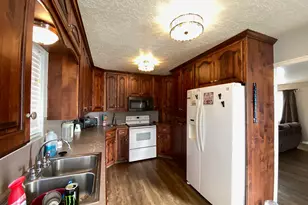 235 S 100 E, Vernal, UT 84078 - Photo 3