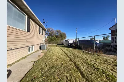 235 S 100 E, Vernal, UT 84078 - Photo 11