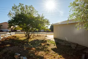 1686 S Powell Dr, Kanab, UT 84741 - Photo 31