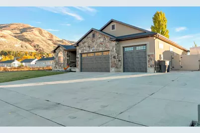 409 W 2100 S, Perry, UT 84302 - Photo 3