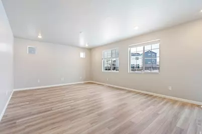 39 E Broadway Dr #1039, Saratoga Springs, UT 84045 - Photo 5