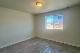 2619 N 2080 W, Clinton, UT 84015 - Photo 9